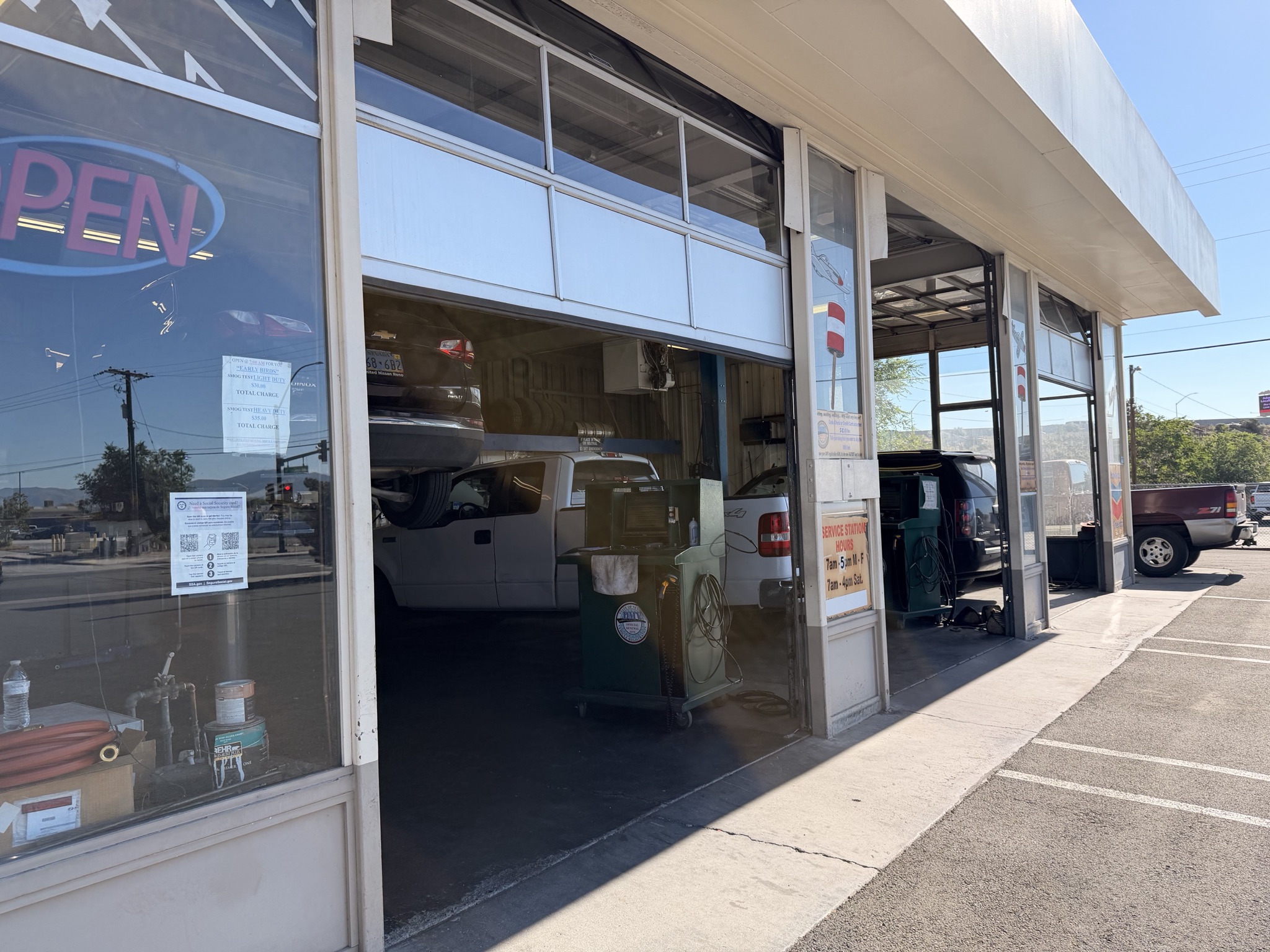 Howards Chevron service bays